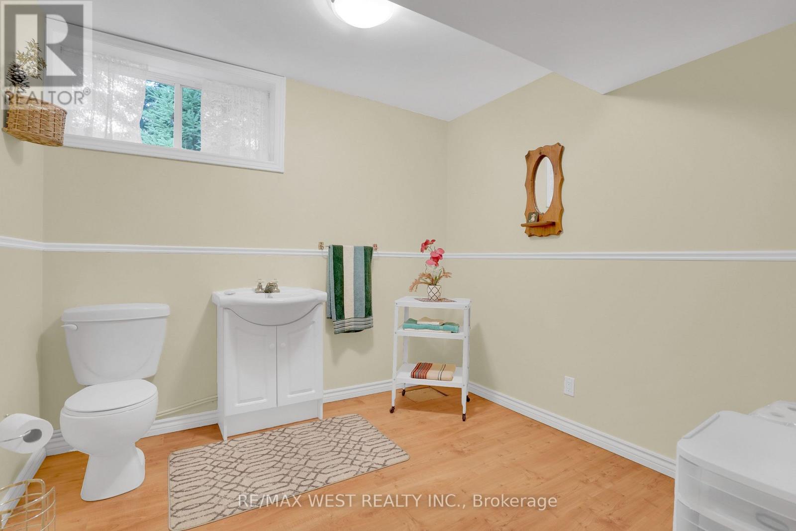 20 DEERHURST HIGHLANDS DRIVE - Image 13