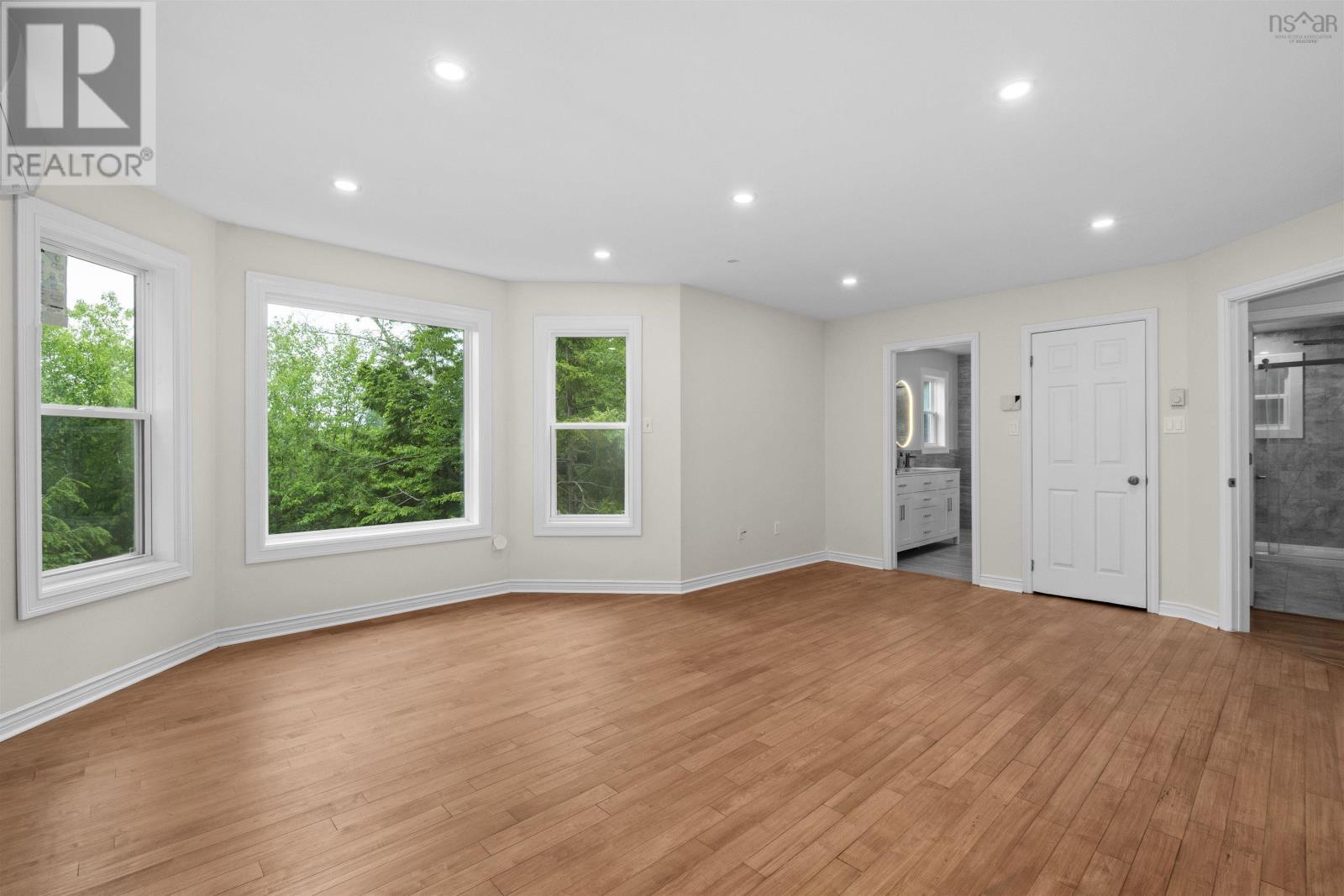 Property 24 of 43 of 22A WEDGEWOOD Avenue