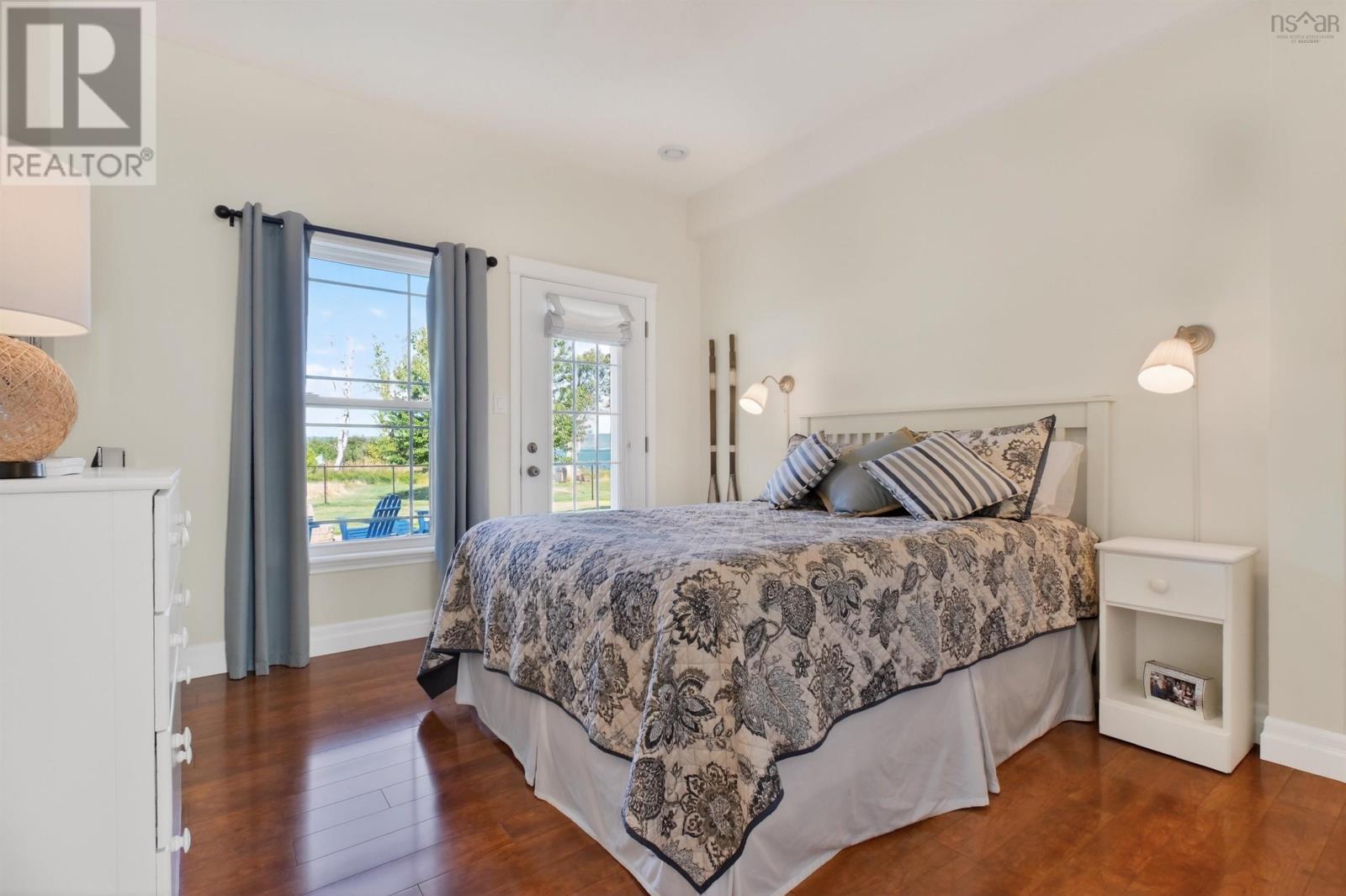 Property 33 of 50 of 7914 East Bay Highway