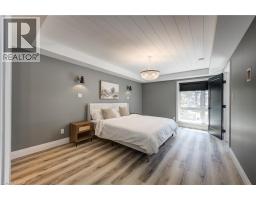 57 Centre Street, Grand Bend, ON N0M1T0 Photo 18