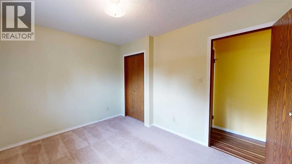 Listing photo – 4111 61 Street, Stettler