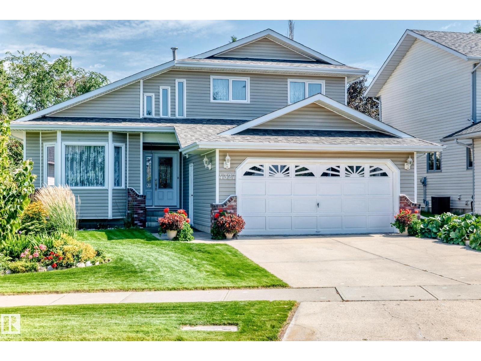 4327 49 ST NW NW, Jackson Heights, Edmonton photo 1
