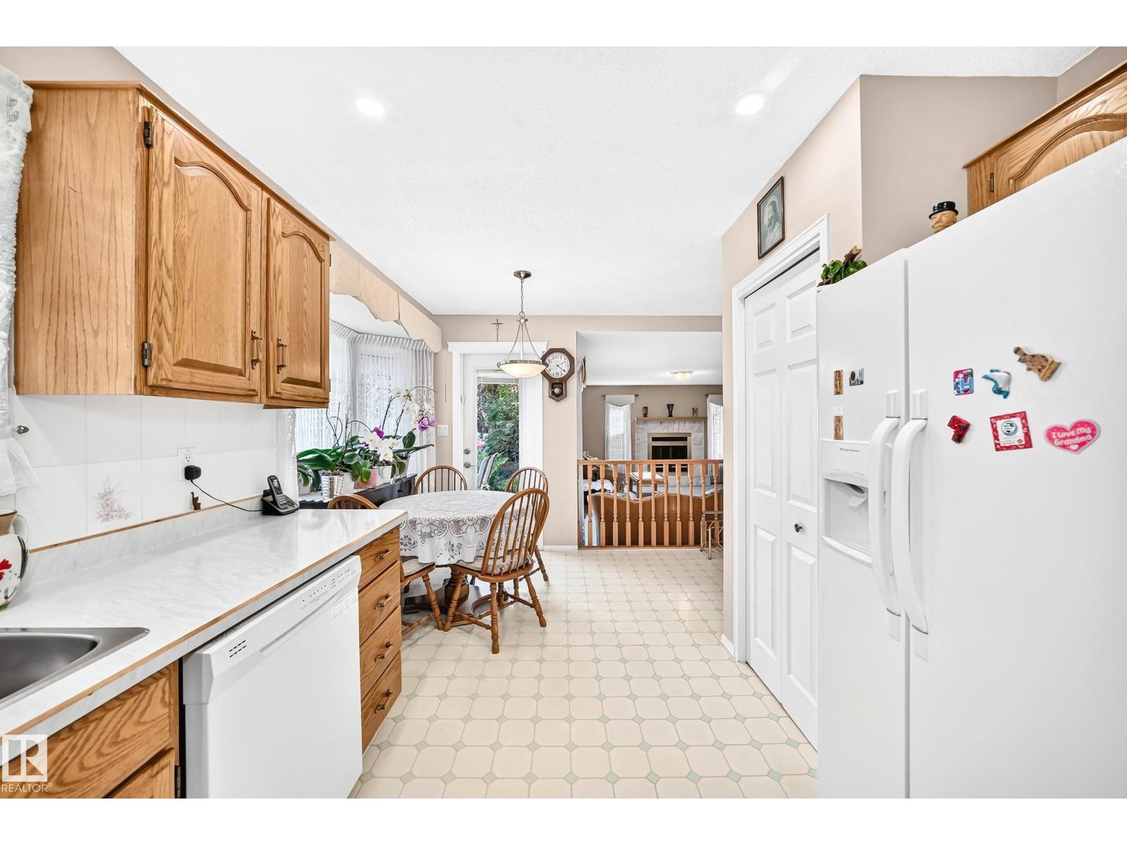 4327 49 ST NW NW, Jackson Heights, Edmonton photo 4