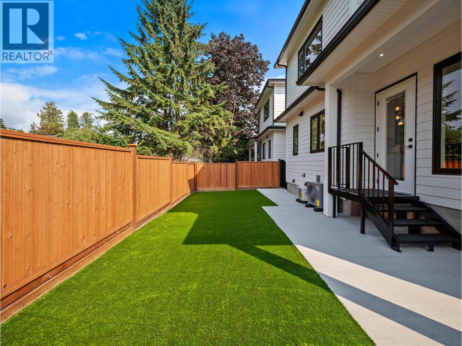 1 5685 FOREST STREET, Burnaby