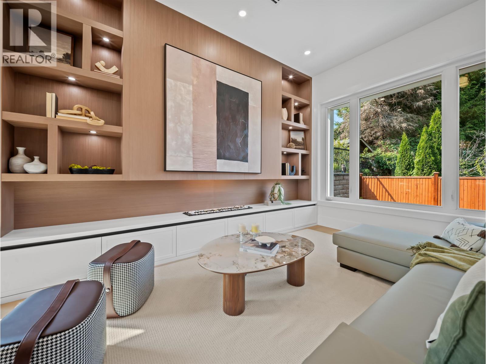 1 5685 FOREST STREET, Burnaby
