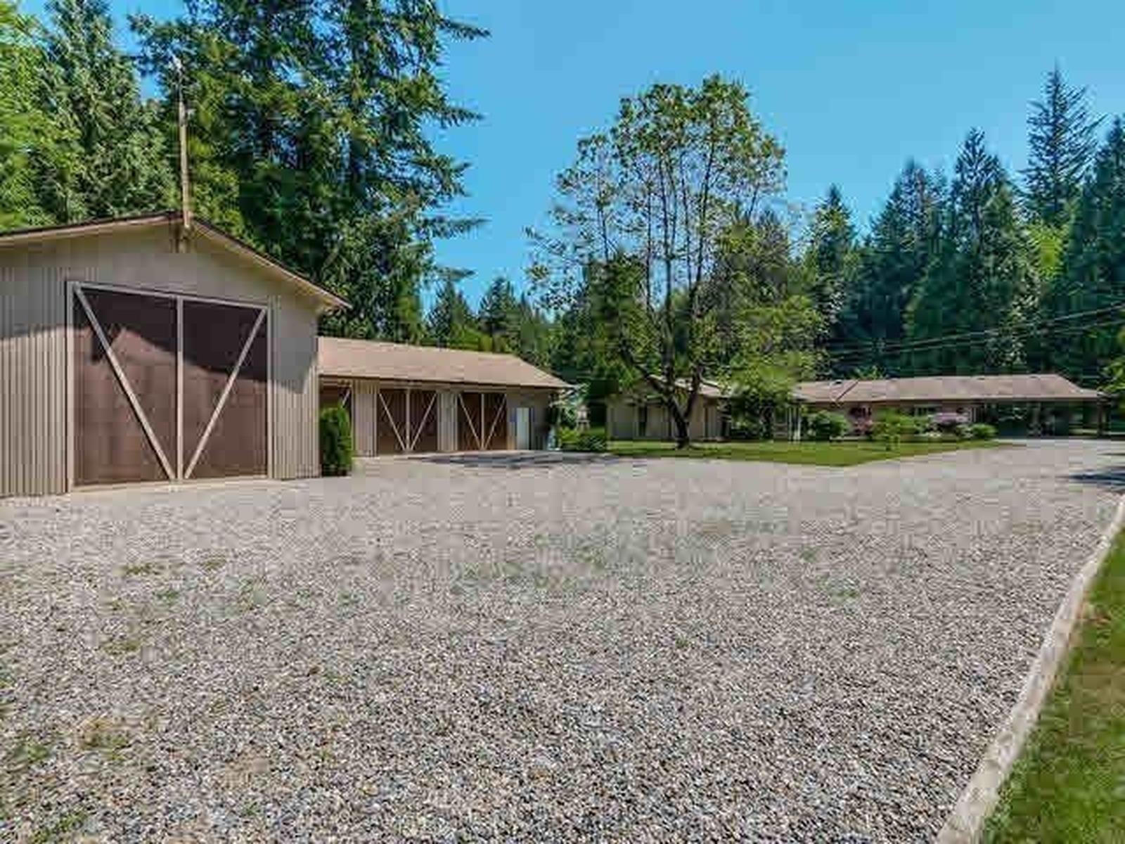 2 Bed, 2 Bath House for Sale in Langley – 20515 20 AVENUE, Langley – MLS# R3158651 - Image 2