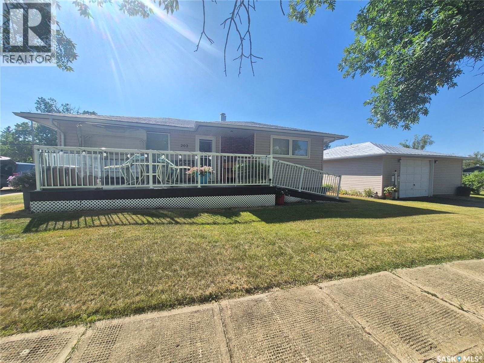 202 Bradley STREET - 1