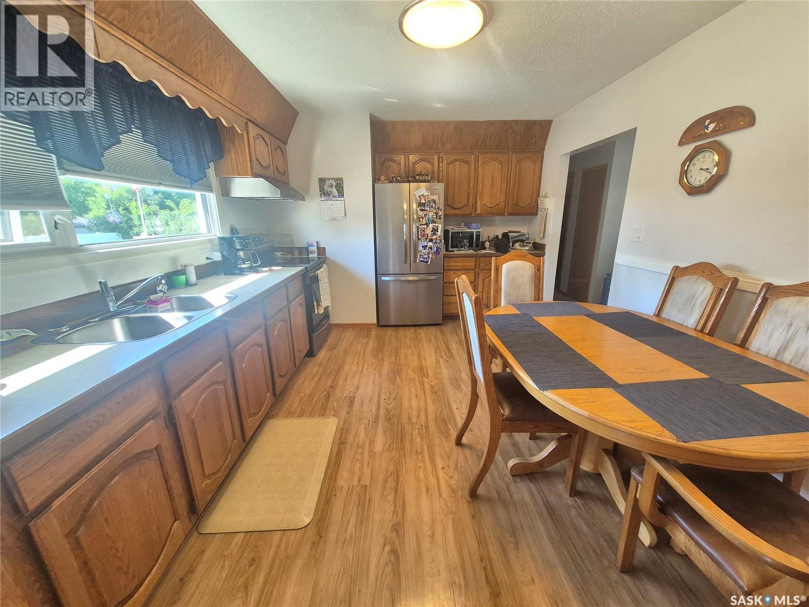 202 Bradley STREET - 3