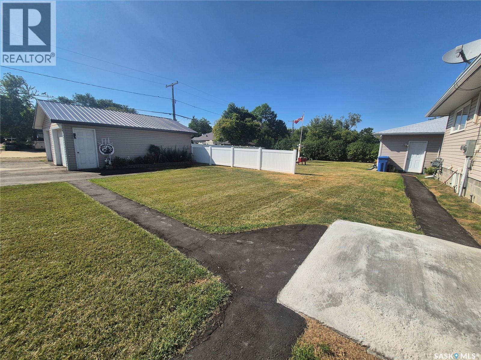 202 Bradley STREET - 39