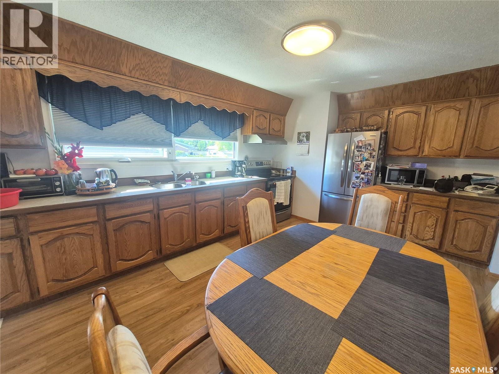 202 Bradley STREET - Image 4