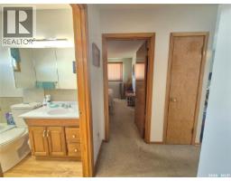 202 Bradley Street, Ogema, SK S0C1Y0 Photo 11