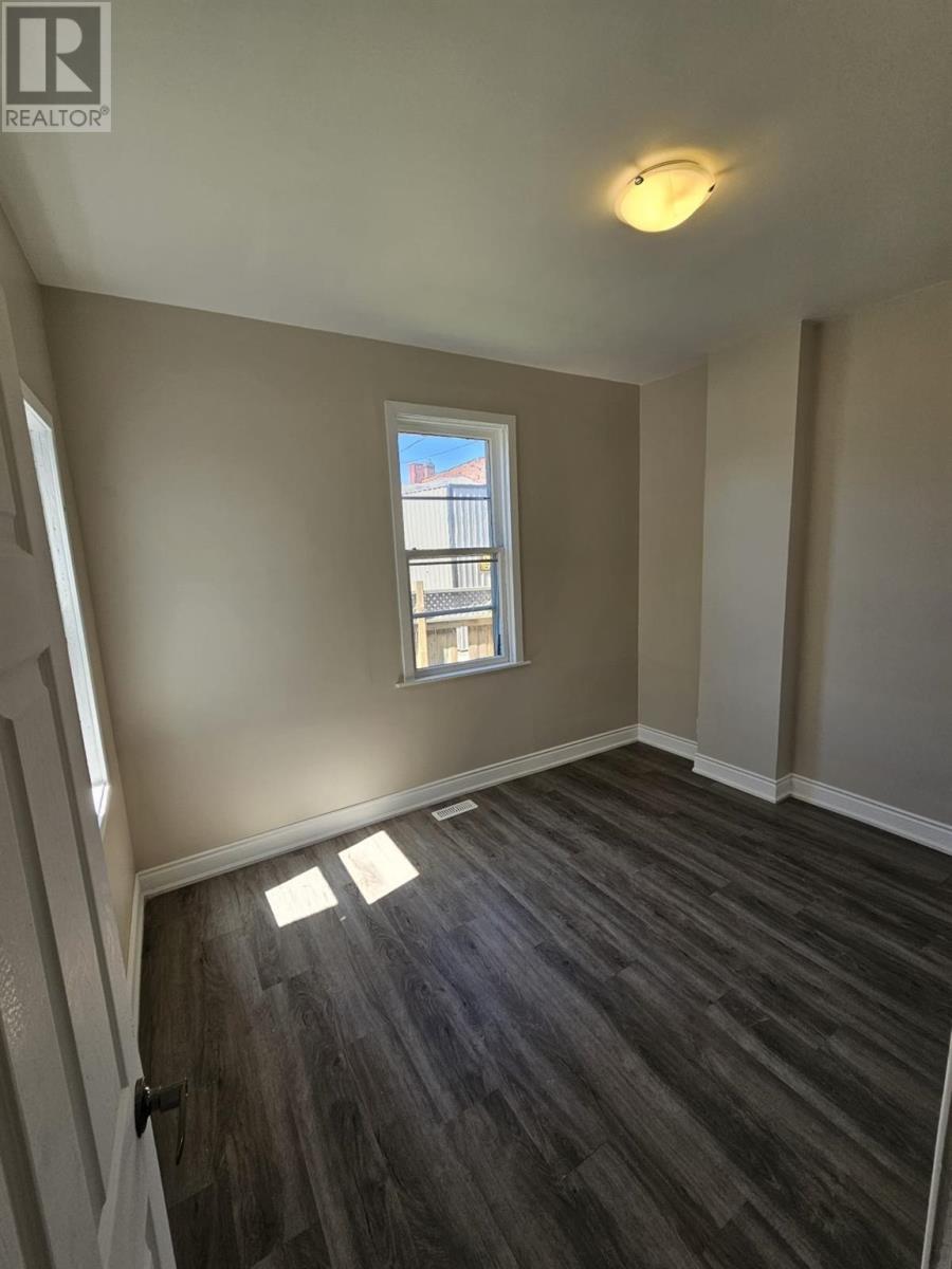 23 Blucher ST - Image 17