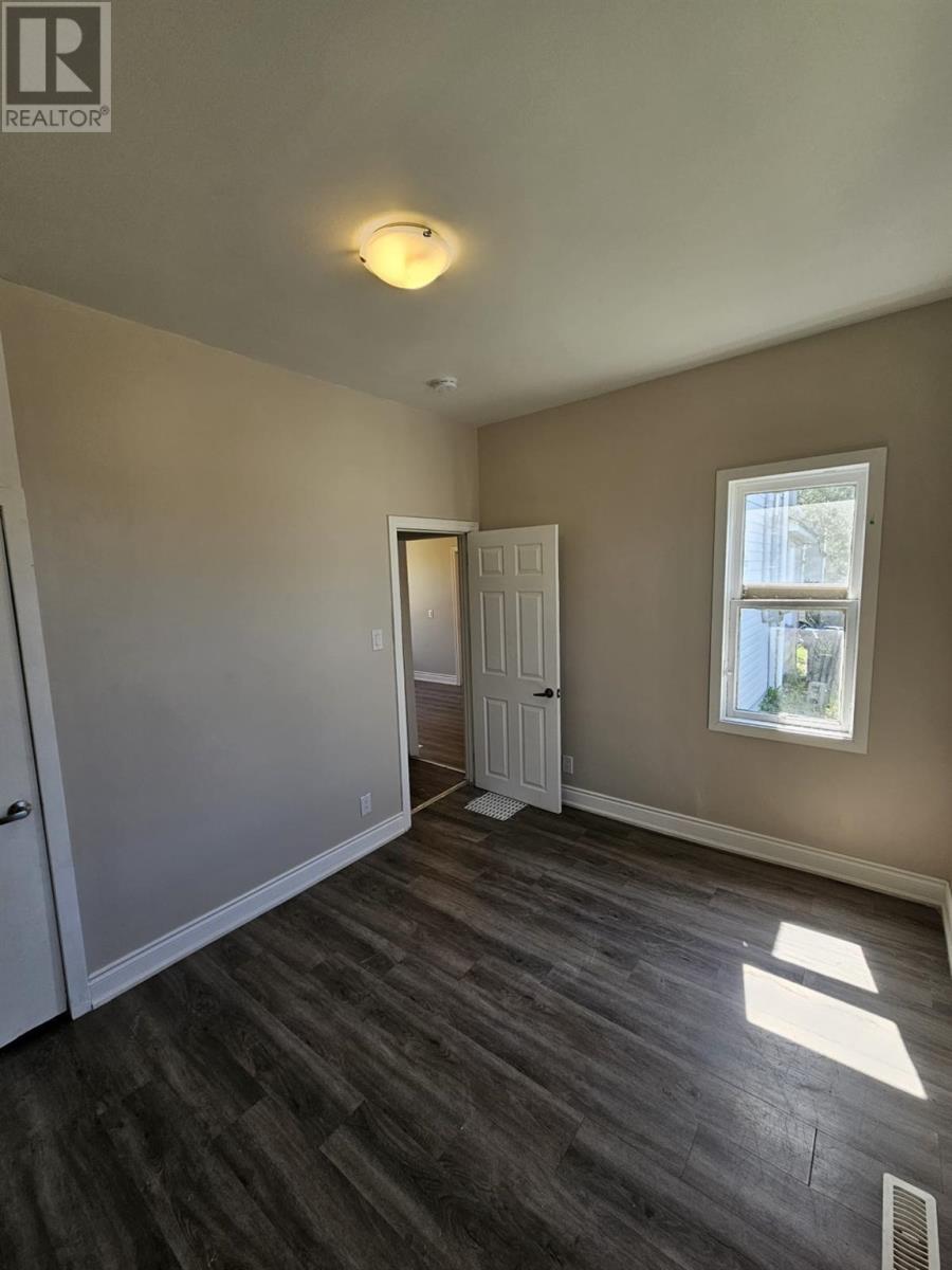 23 Blucher ST - Image 5