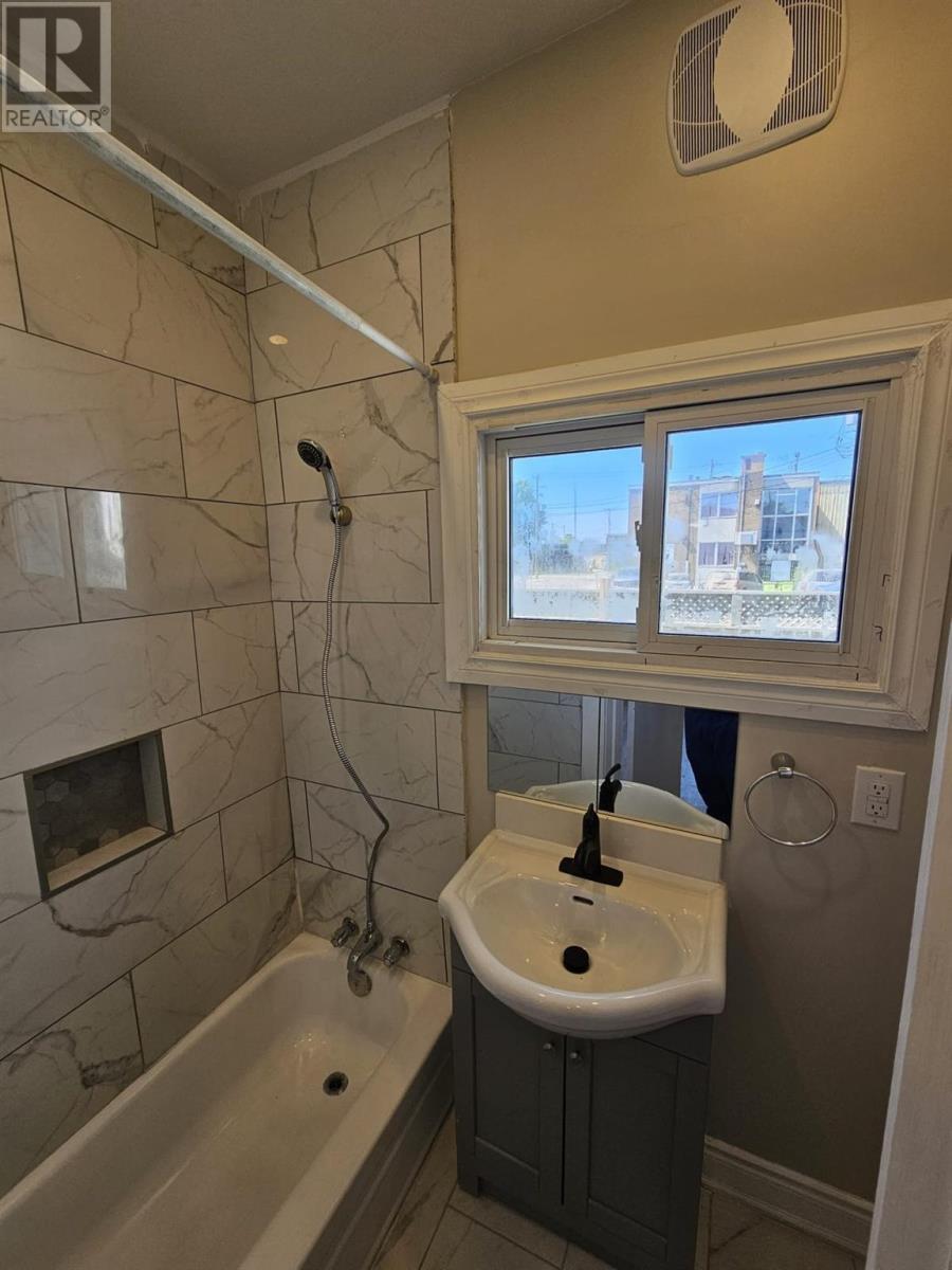 23 Blucher ST - 8