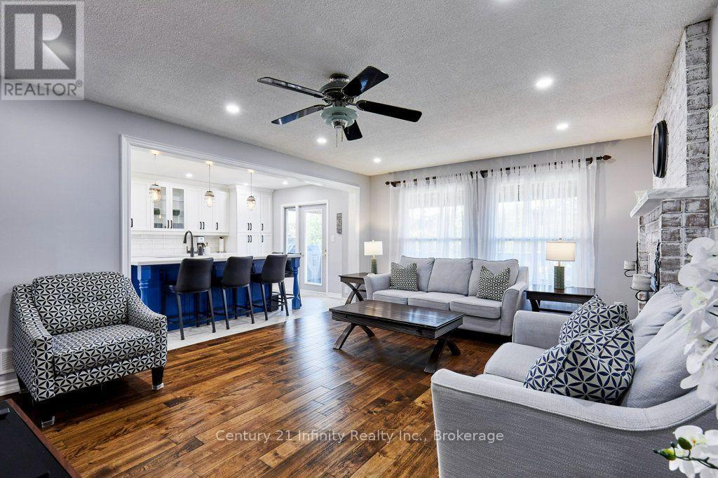 8 MURKAR CRESCENT - Image 17