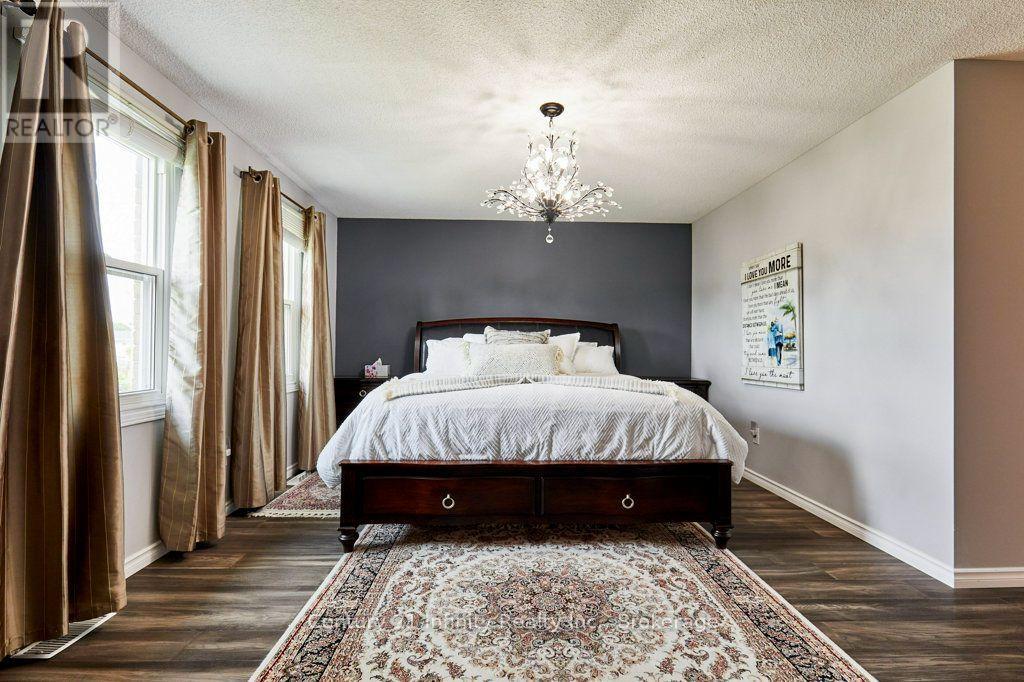 8 MURKAR CRESCENT - Image 23