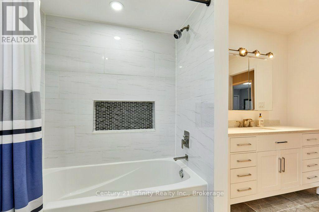 8 MURKAR CRESCENT - Image 33