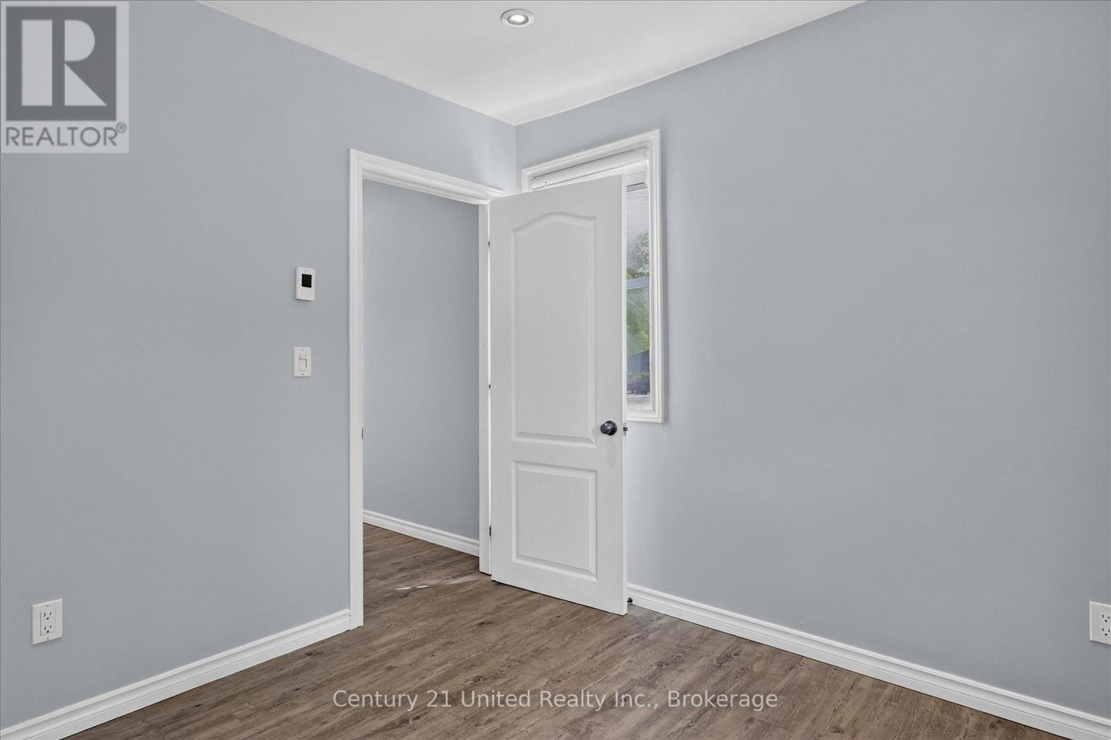 93 LOOP LINE - Image 34