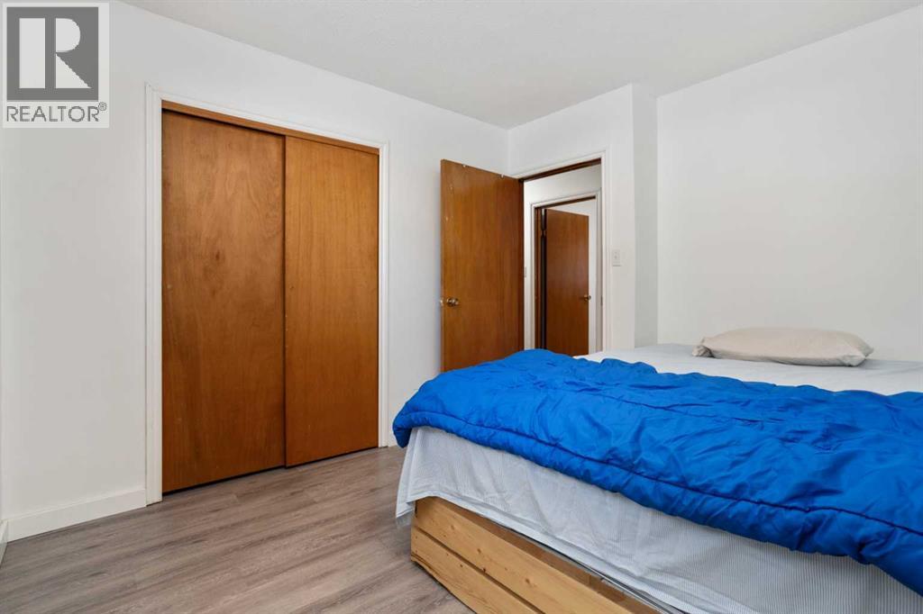 5316 55 Avenue - 13