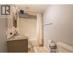 1827 16 Avenue S - photo 20