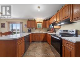 22403 Springfield Road, Southwest Middlesex, ON N0L1T0 Photo 16