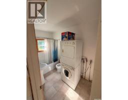 Primary Bedroom - 211 3rd Street W, Meadow Lake, SK S9X1C7 Photo 7