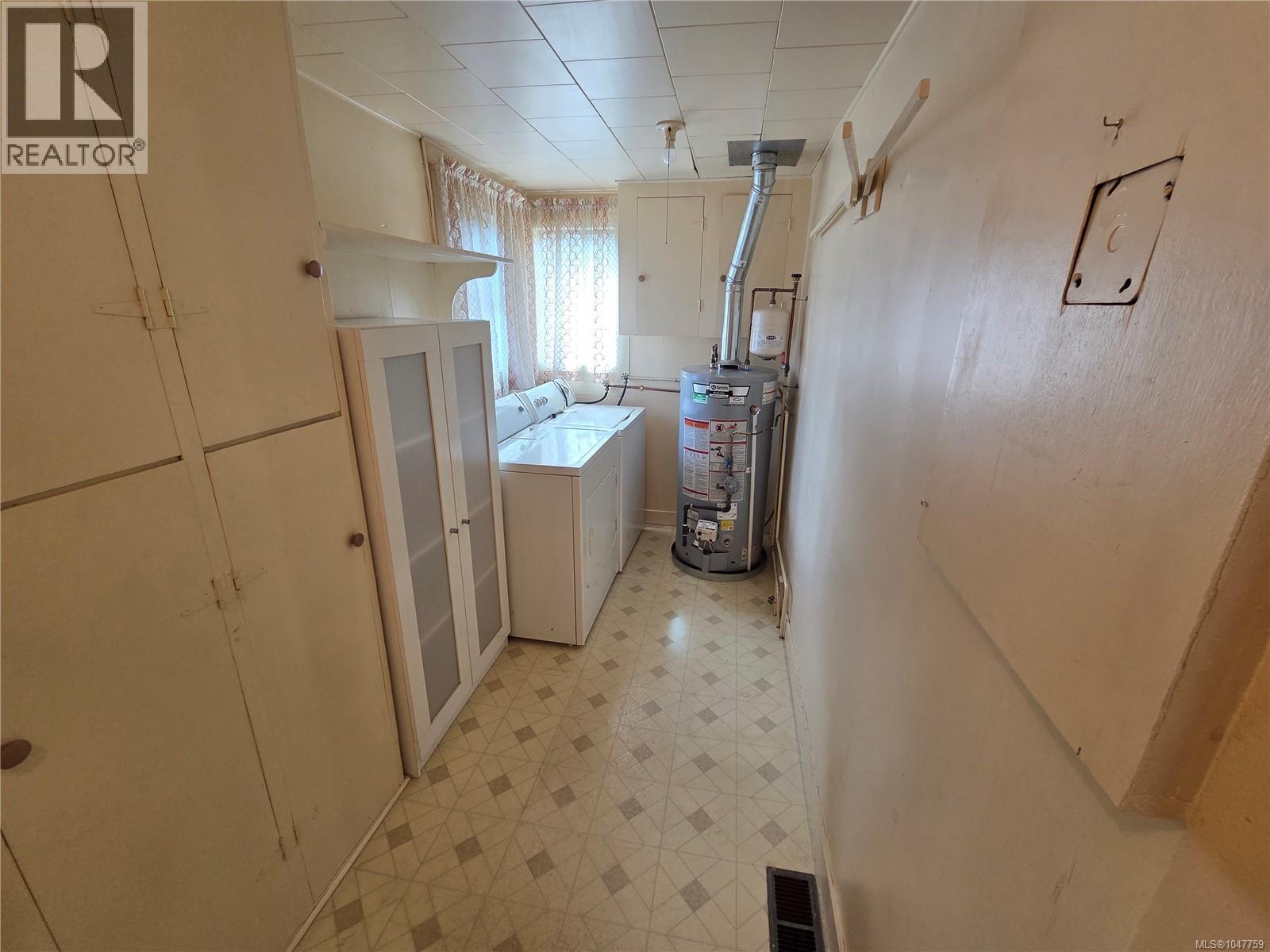 3933 10th Ave - 12