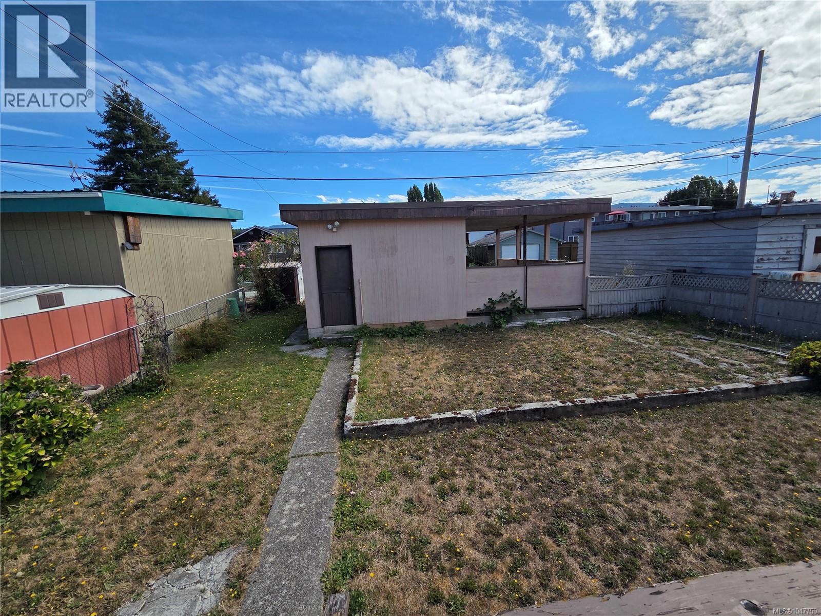 3933 10th Ave - 4