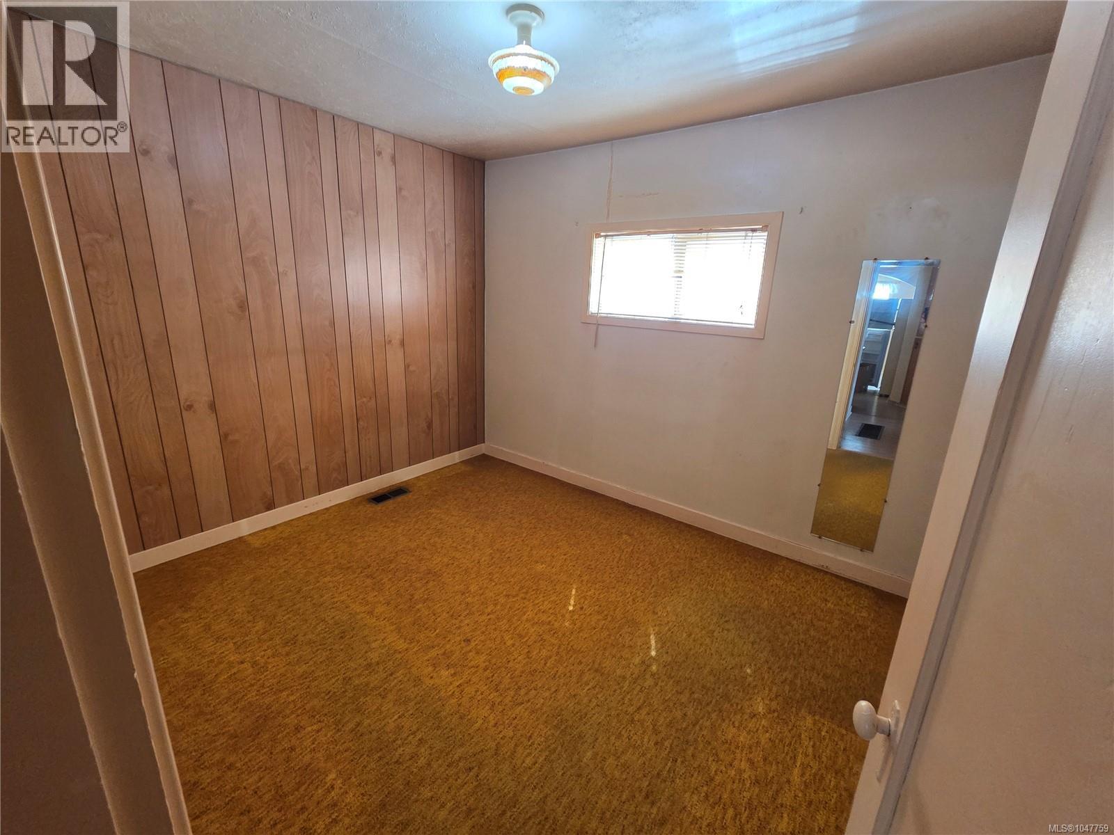 3933 10th Ave - 7