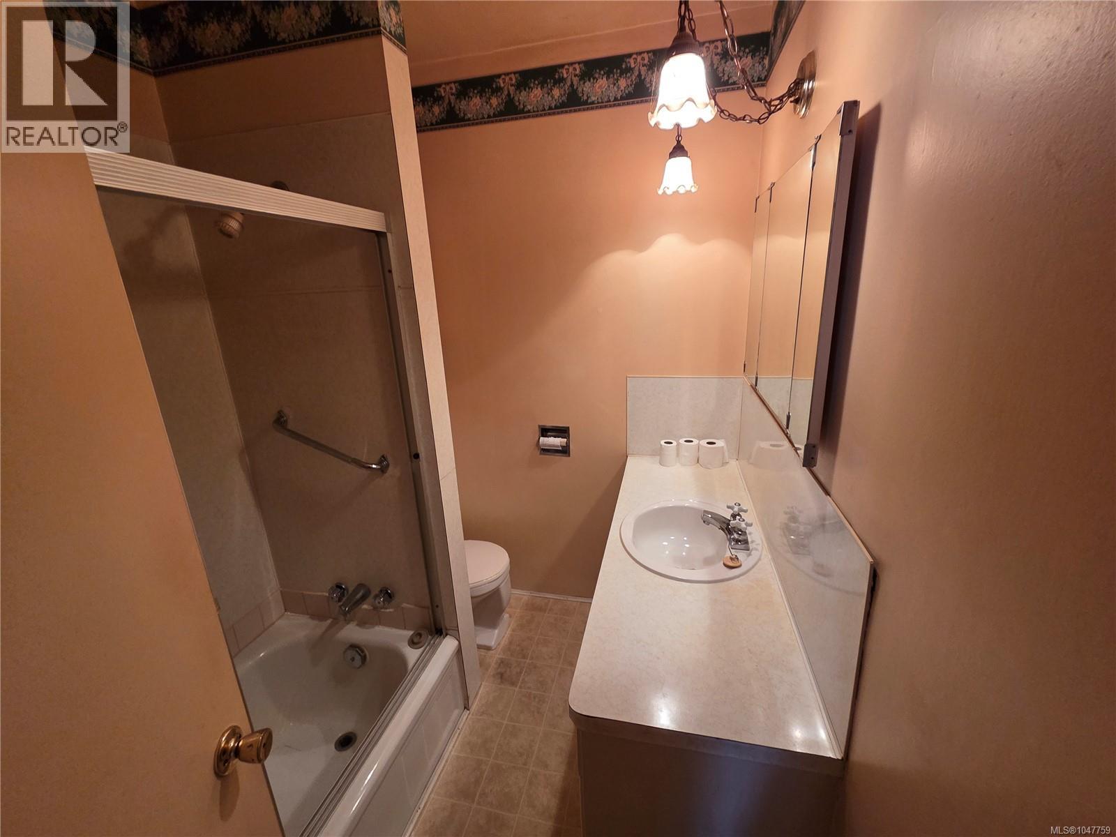 3933 10th Ave - 9