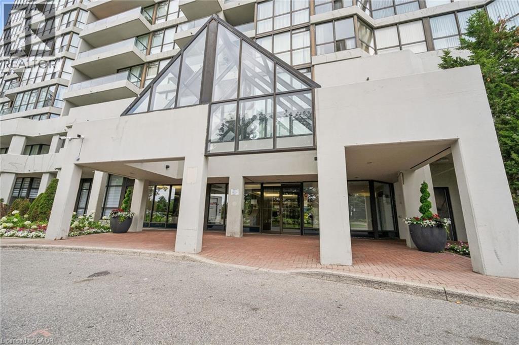 #2309 3 ROWNTREE Road - Image 3