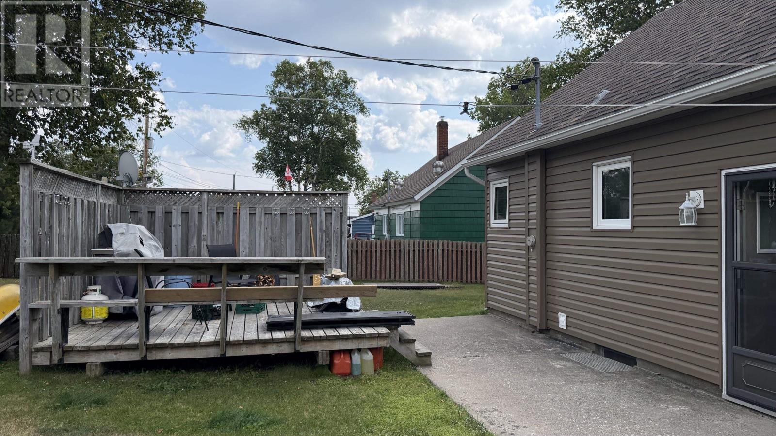 27 SUPERIOR AVE - 27