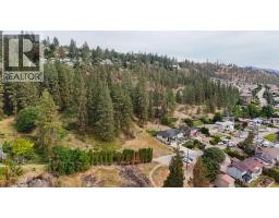 2796 Benedick Road, West Kelowna, BC V1Z1T9 Photo 18