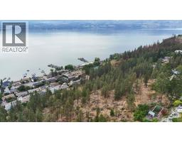 2796 Benedick Road, West Kelowna, BC V1Z1T9 Photo 12
