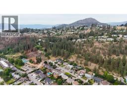 2796 Benedick Road, West Kelowna, BC V1Z1T9 Photo 7
