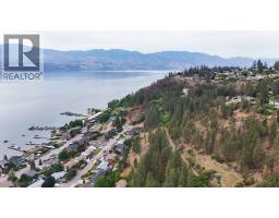 2796 Benedick Road, West Kelowna, BC V1Z1T9 Photo 8