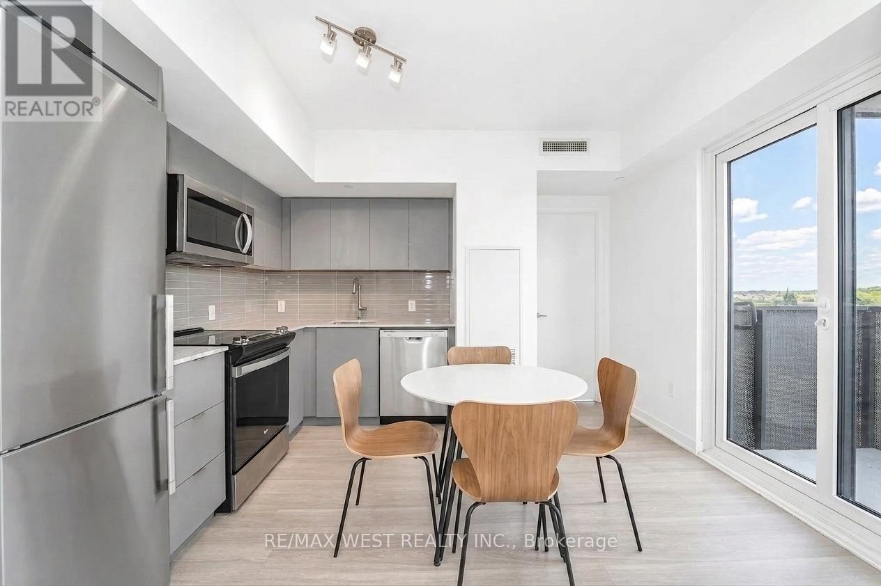 #721 500 WILSON AVENUE - Image 3