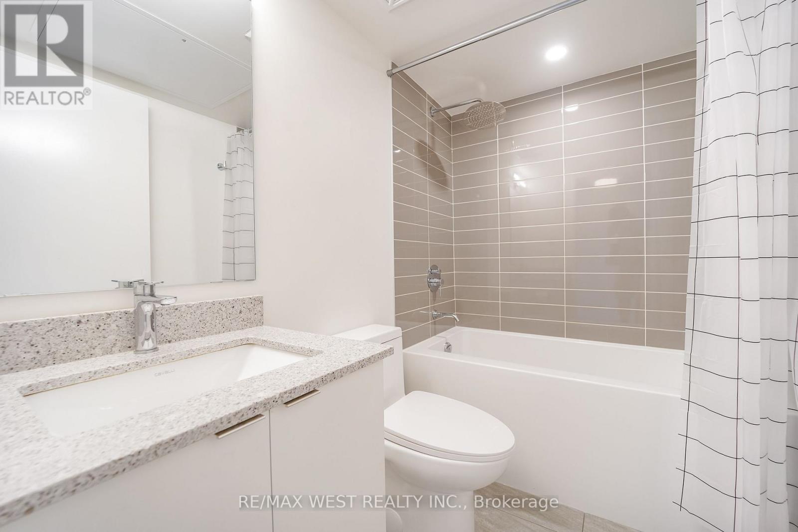 #721 500 WILSON AVENUE - 8