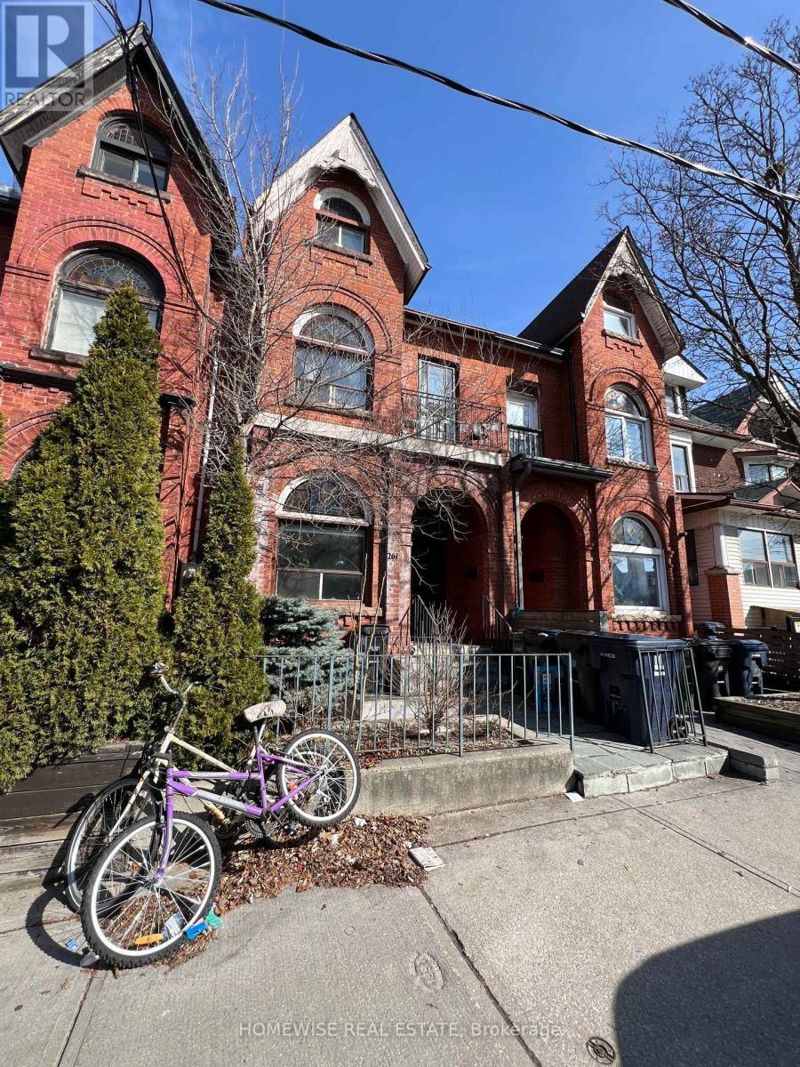 Photo of 261 Ossington Avenue