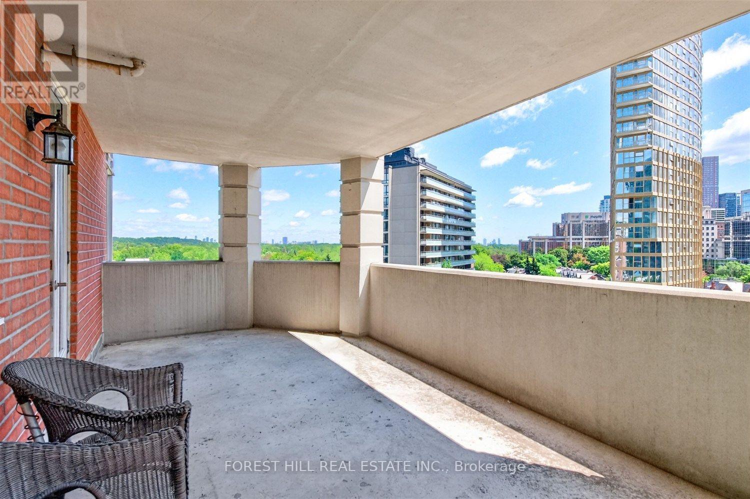 #903 20 COLLIER STREET - Image 29