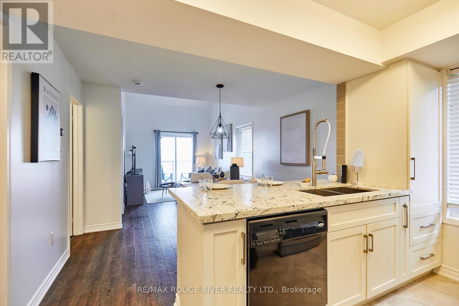 #3 92 PETRA WAY - 6