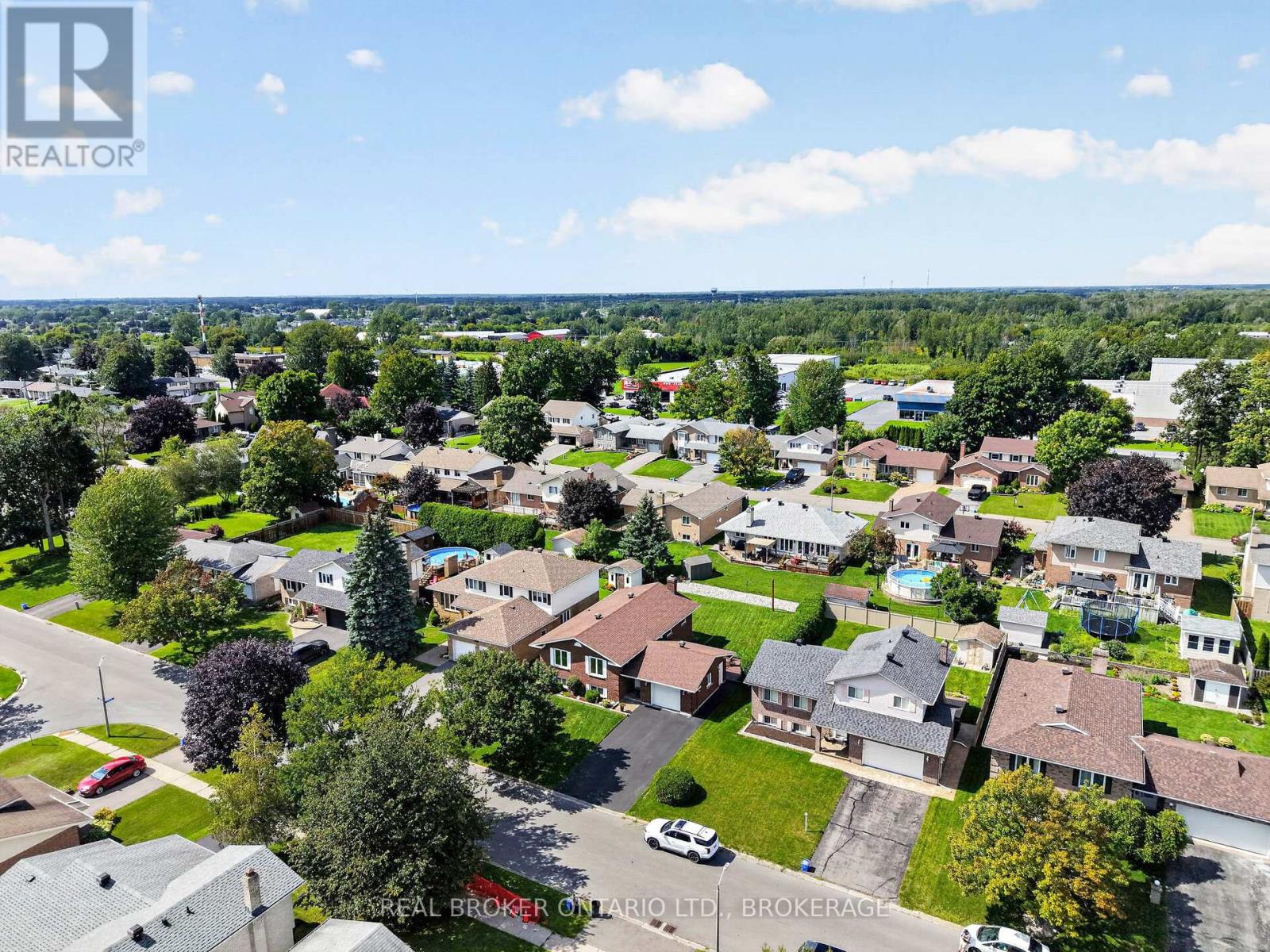 1321 STORMONT DRIVE - 41