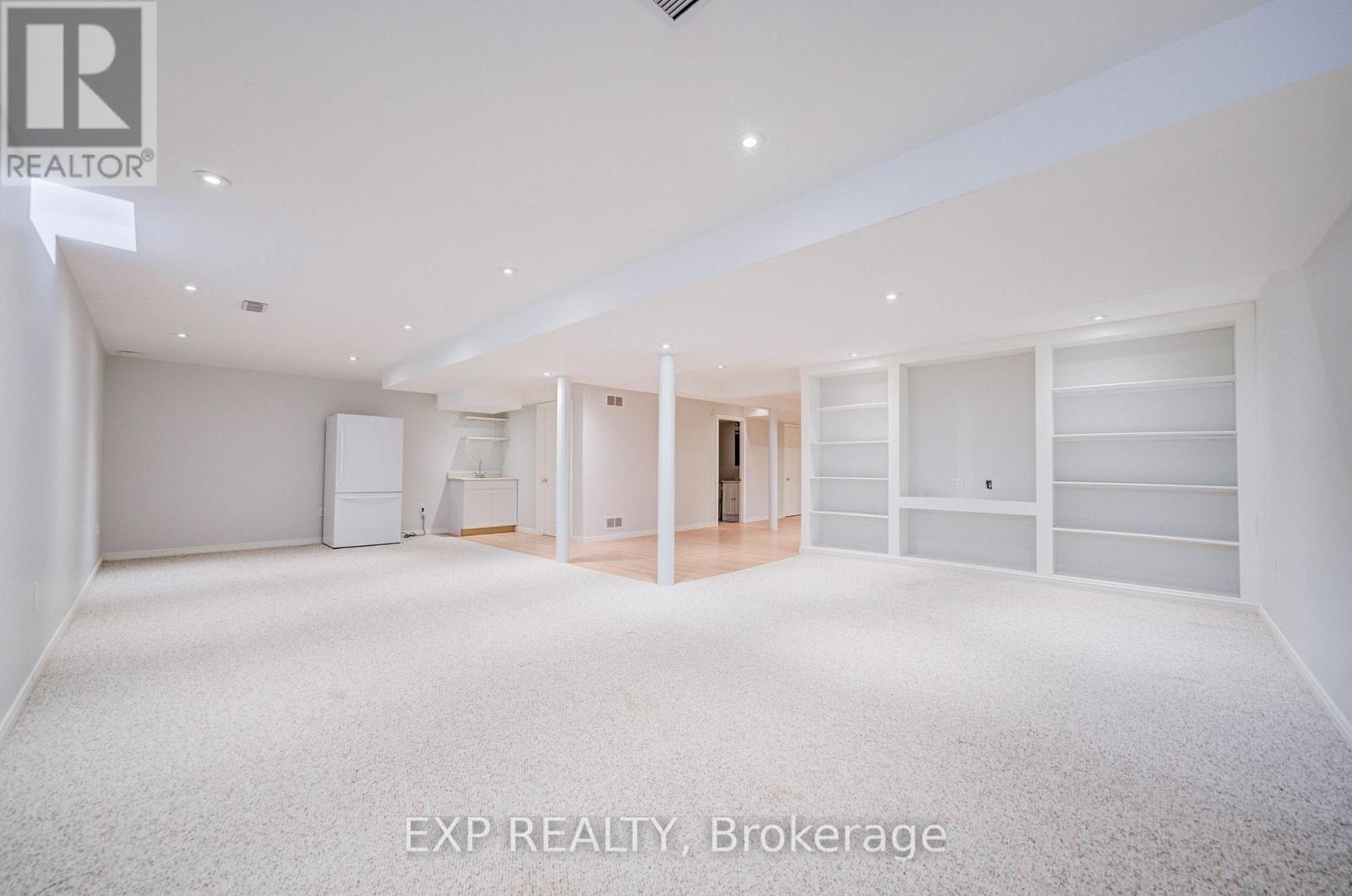 71 FUTURA AVENUE - Image 42
