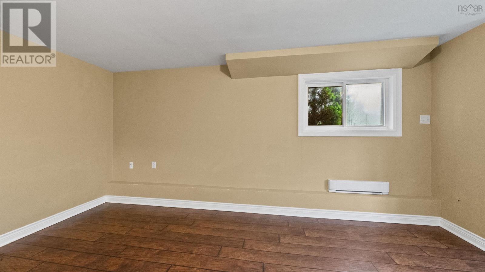 Property 32 of 40 of 193 Greenwood Avenue