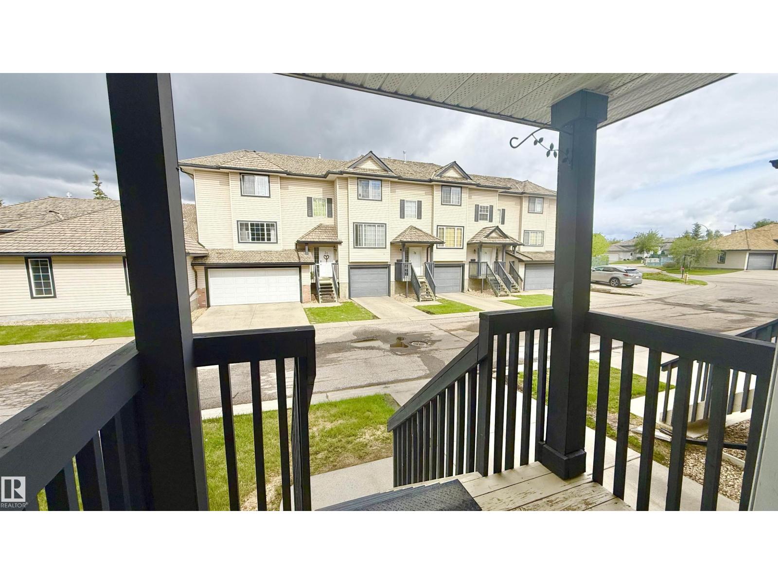 #9 225 BLACKBURN DR E SW - 3