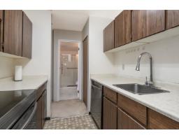 210 1860 E Southmere Crescent, Surrey, BC V4A6Y7 Photo 13
