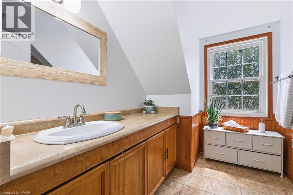 34 PEACHTREE Crescent - 26