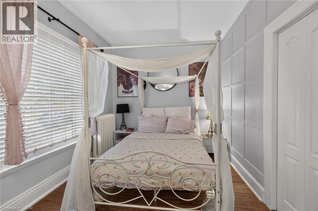229 BROCK Street - 15