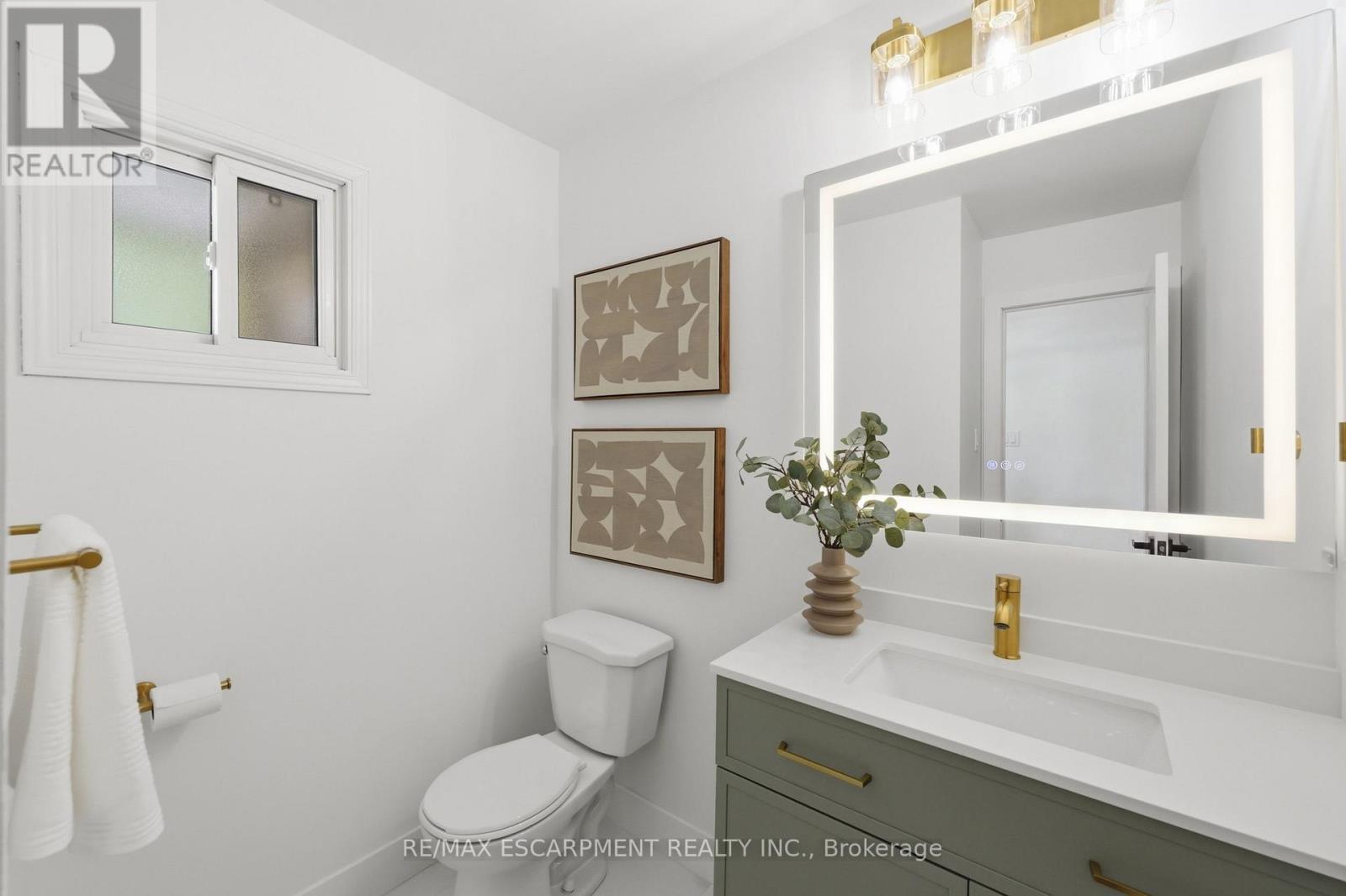 #106 5095 PINEDALE AVENUE - 3