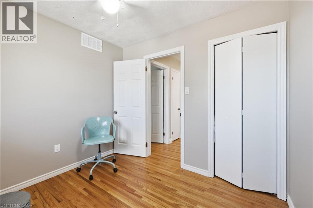 309 HAWKRIDGE Avenue - Image 22